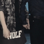 [카이] 카이 <b>손깍지</b>....sigh....