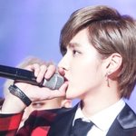 [EXO] 사진뿌리고자러<b>가여</b>