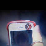 [EXO] 타어 <b>핸드폰</b>에 엑소 전차스붙었어 ㅋㅋ