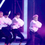 [CHEN] 손 <b>파바</b>박 하는거 귀여워