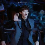 [EXO] 찬열이 손 한번 잡아보고싶다.