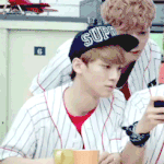 [EXO] 전 1년동안 애니메이션 덕질을해서..ㅋㅋㅋ