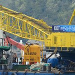 [세월호] ［단독］‘수색 <b>독점</b>’ 언딘, 민간 잠수부들에게 “일당...