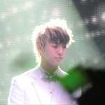 [EXO] 시우민<b>졸업</b>사진