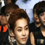 [EXO] 시우민 이거 약간 <b>억지</b>웃음같지 않냐 