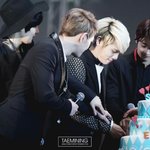 [exo] 엑소팬들 보세요