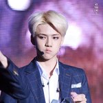 [EXO] 이 얼굴이 안잘생겼다니