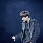 [카이] 카이얼굴에 누가 김 묻힘? ;;