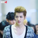[EXO] 구<b>희수</b>님 어깨