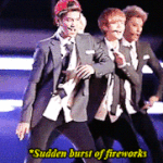 [EXO] 백현 <b>폭죽</b>맞을뻔함...이짤봐