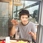 [찬열] 열매들 <b>냠냠</b>했어?