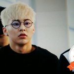 [EXO] 민석이 <b>머리</b>..벚꽃이 졌네