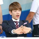 [EXO] 나는백현이레전드서<b>가대</b>랑골디도맞는데
