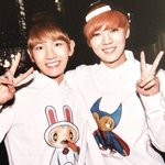 [백현] 시험끝난기념으로 <b>배</b>큥이 브이사진 탐구