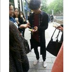 [BAP] <b>사인</b>하는 빵