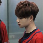 [EXO] 경수 옆모습 성<b>애자</b>