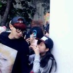[EXO] 미친이런어린애도 <b>사옥</b>앞에서