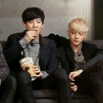 [EXO] 타오도 <b>팝콘</b>좀 줘