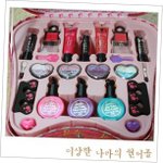 [EXO] 이거봐 <b>baby</b>들 어린이화장품이래