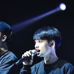 [도경수] 쇼<b>케이스</b> 비공개 사진 