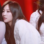 태연<b>입술</b>색하고비슷한틴트