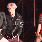 [카이] 입김 불면서 들어와봐