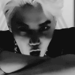 [카이] 그렇게 쳐다보면 누나 <b>아야</b><b>아야</b>..ㅜㅜ