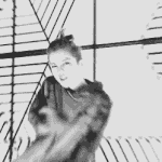 [시우민] 민석이 <b>바닥</b>쓸기