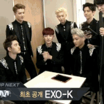 [도경수] 경수 시선고정 짤 