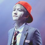 [백현] 월광덕분에 처음 글쓰게된 꽃님이예요...ㅎㅎ
