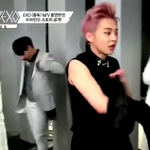 [시우민] <b>살색</b>의 원샷 참 좋았지..•_• (발캡쳐ㅠ)