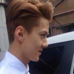 [EXO] 세훈이 <b>옆차</b>에 비친 사생년