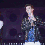 [EXO] 아 <b>브라끈</b>이 자꾸 내려가