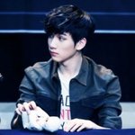 [EXO] 얘가 대체 누구
