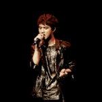 [EXO] 자기파트 끝나고 나니 올렸던 손이 민망함.<b>gif</b>