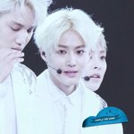 [EXO] 애들아 팬아트그리게 예쁜사진좀줘봐