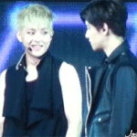 [EXO] <b>휴지</b>저렇게한백현이보고빵터진우민이