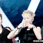 [시우민] 시우민 <b>하트</b> 받아!!!!!