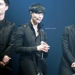 [레이] 쇼케이스 씽이.. 비쥬얼 <b>쇼크</b>였져^ㅇ^