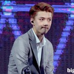 [EXO] 세니 <b>상해</b>에서도 꾹꾹이
