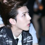 [EXO] 팬싸에 <b>미란다</b>커가면쓰고가면 세훈이 표정