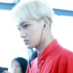 [카이] 종인이도 <b>톤</b>다운 <b>화장</b>해? 