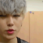 [블락비] 김유권 <b>당혹</b>스러우면서 설레는짤