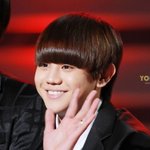 귀여운 <b>일자</b> 머리의 男아이돌