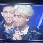 [EXO] 준면아고마워ㅜㅜㅜㅜㅜ계속 <b>손짓</b>하던데