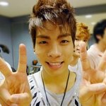 아이돌의 즐거운 <b>대기실</b> 풍경.jpg