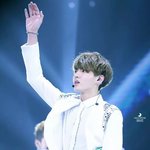 [EXO] 무엇이널 힘들게했을까.