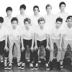 [EXO] 레알 축구<b>선수</b>같다