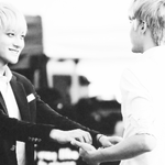 [EXO] 참 많은 생각들게 하는 사진