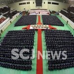 알고 성경속에 비밀을 아는 사람은 <b>경건</b>한 마음이 자리할 것입니다.